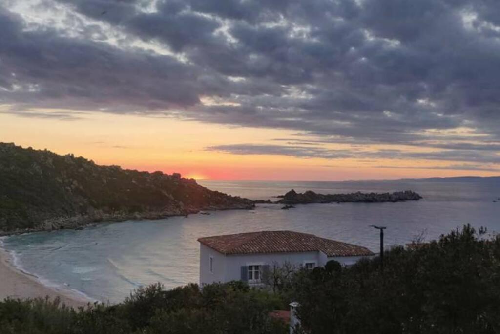 Case Vacanze A Santa Teresa Di Gallura Extérieur photo