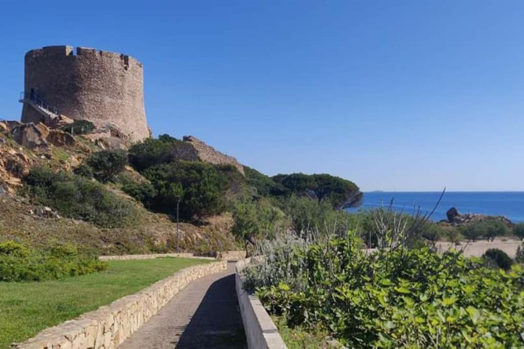 Case Vacanze A Santa Teresa Di Gallura Extérieur photo