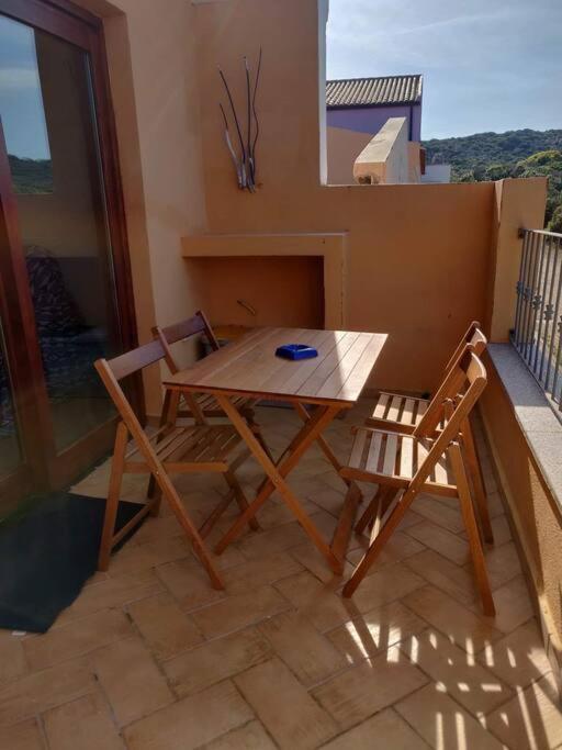 Case Vacanze A Santa Teresa Di Gallura Extérieur photo